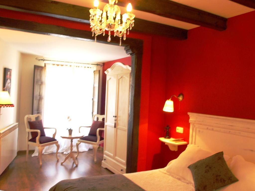 Casa Del Infanzon Hotel Sos del Rey Catolico Bilik gambar